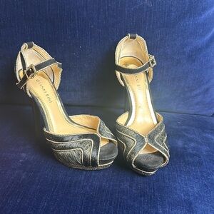 Gianni bini black and gold heels with platform for comfort